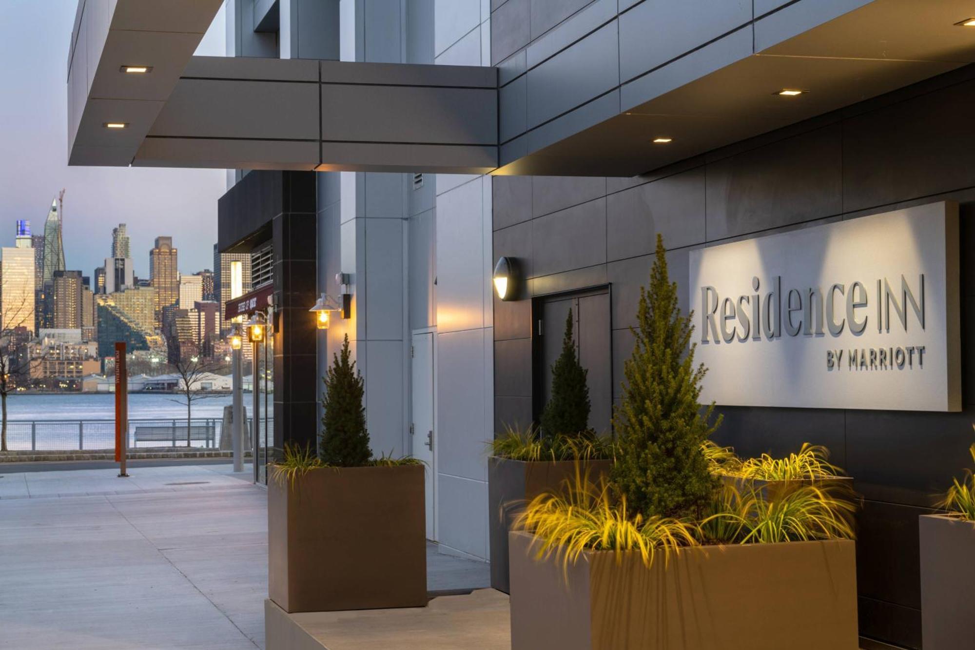 Residence Inn By Marriott Weehawken Bagian luar foto